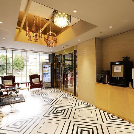 El Tower Hotel Kunsan Luaran gambar