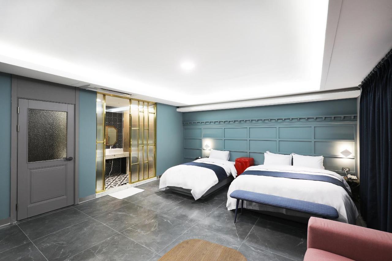 El Tower Hotel Kunsan Luaran gambar